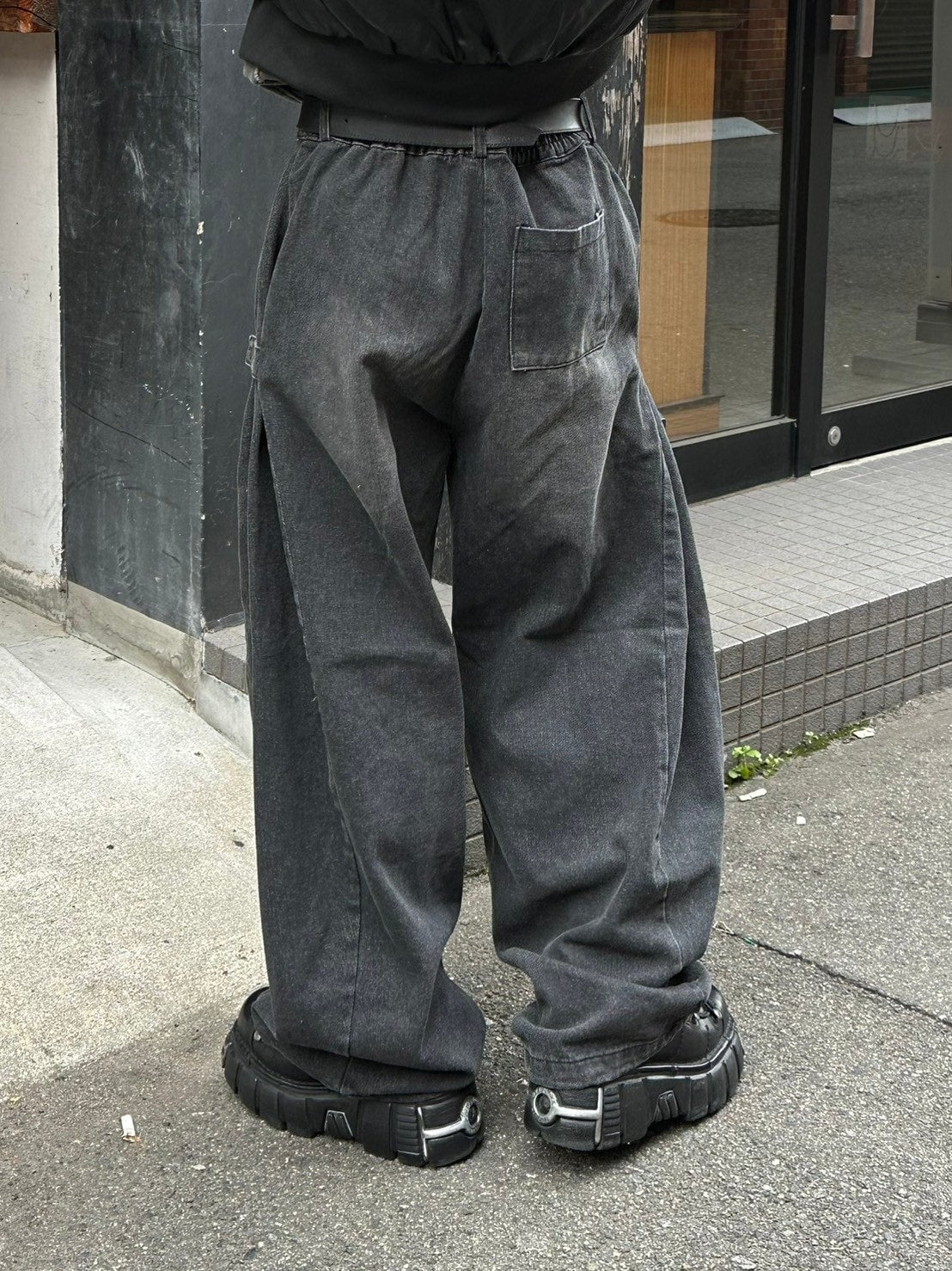 受注制【Chikashitsu +】side snap balloon denim pants (2color