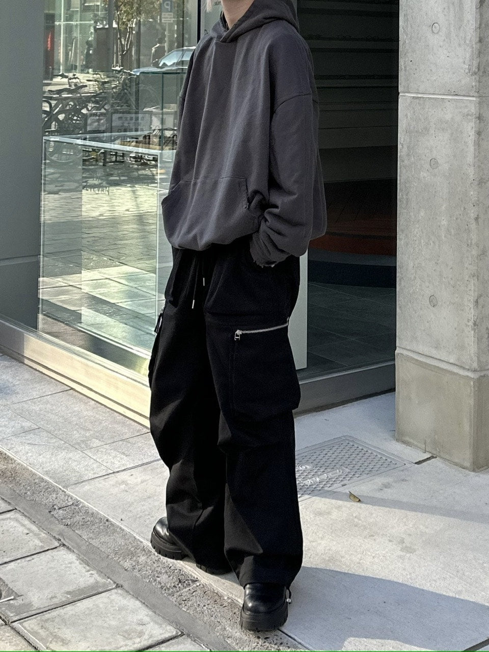 大阪店WEB限定【Chikashitsu +】damage arm warmer hoodie (3color)