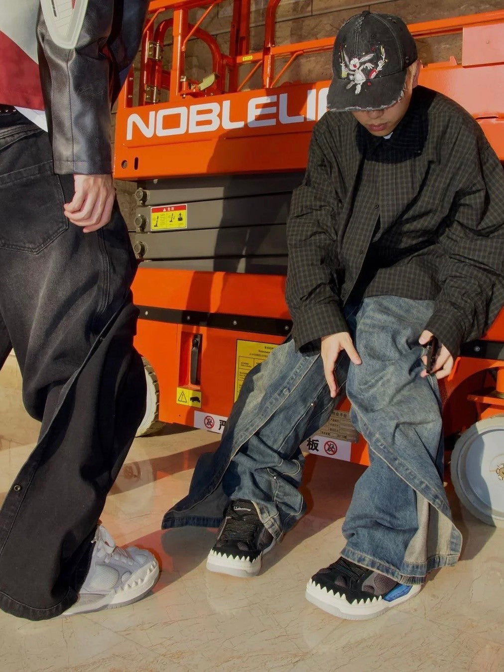 【BBIMP】BBIMP DINOSAUR FOSSIL SNEAKERS