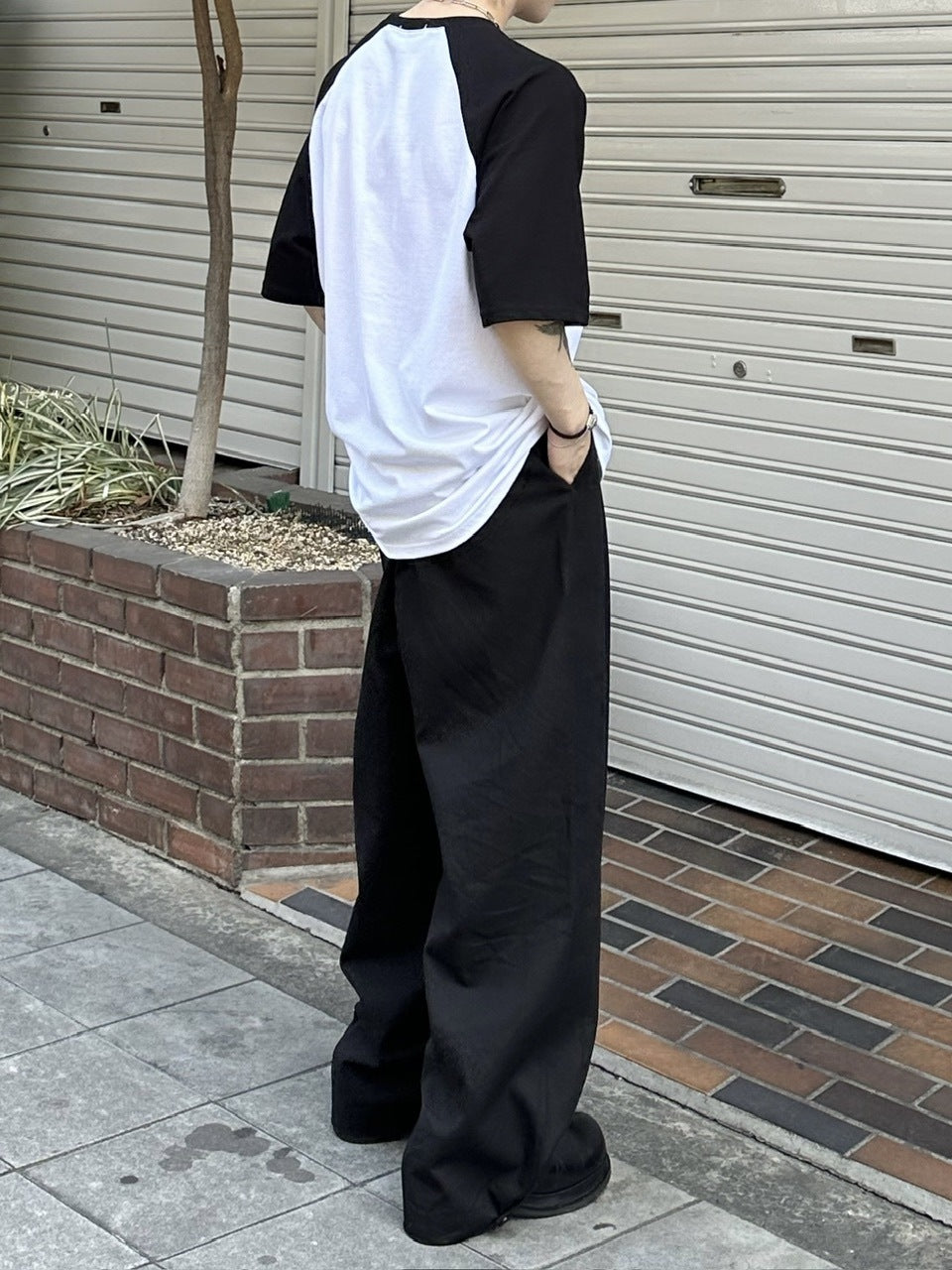 大阪店WEB限定受注制【Chikashitsu +】oversized lettering raglan t-shirt