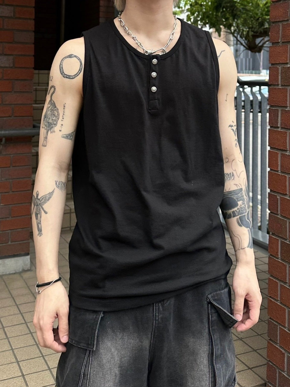 【Chikashitsu +】henry neck sleeveless (3color) / 【チカシツプラス】ヘンリーネックタンクトップ