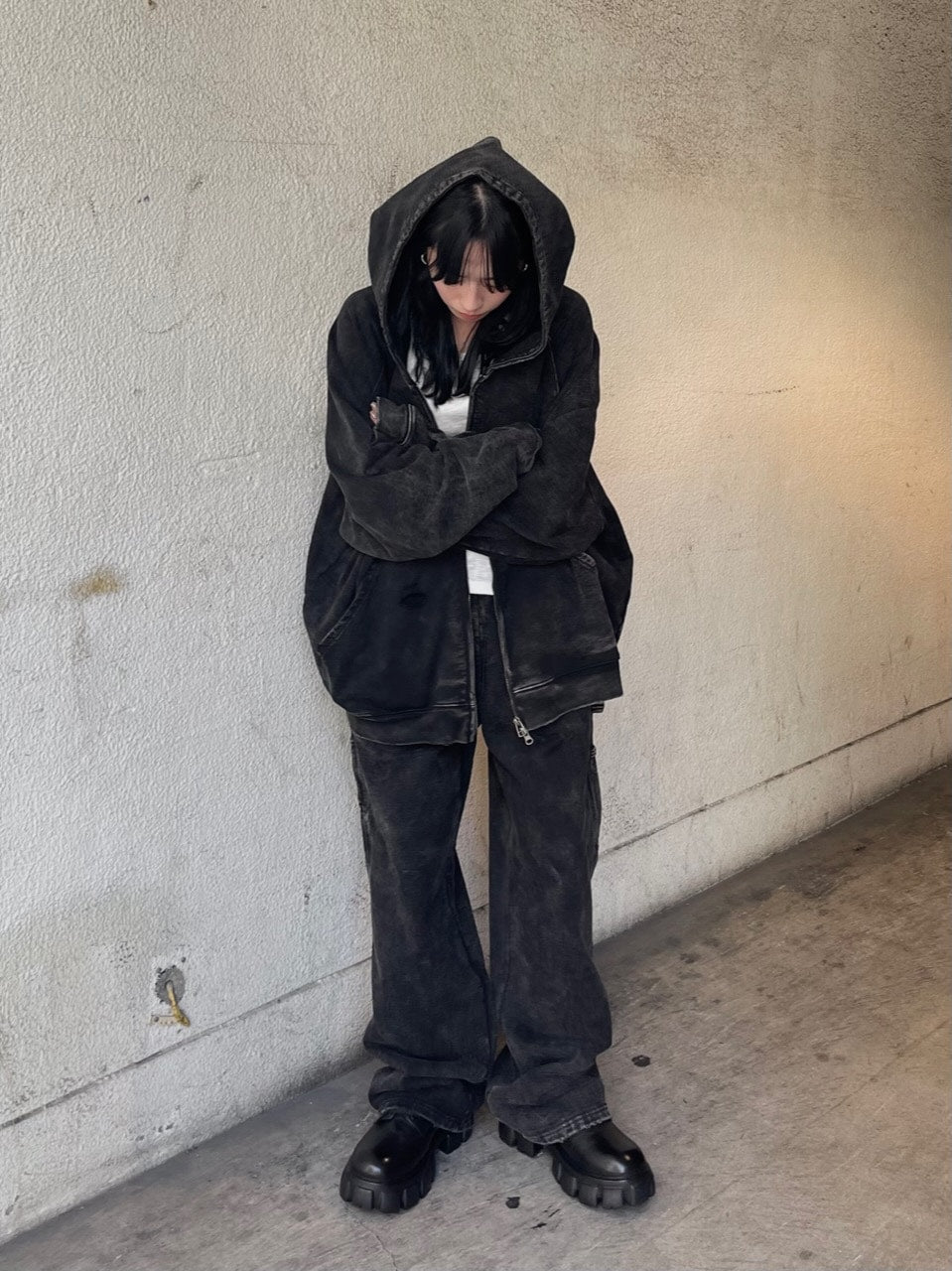 受注制【Chikashitsu +】set up pigment damage zip up hoodie