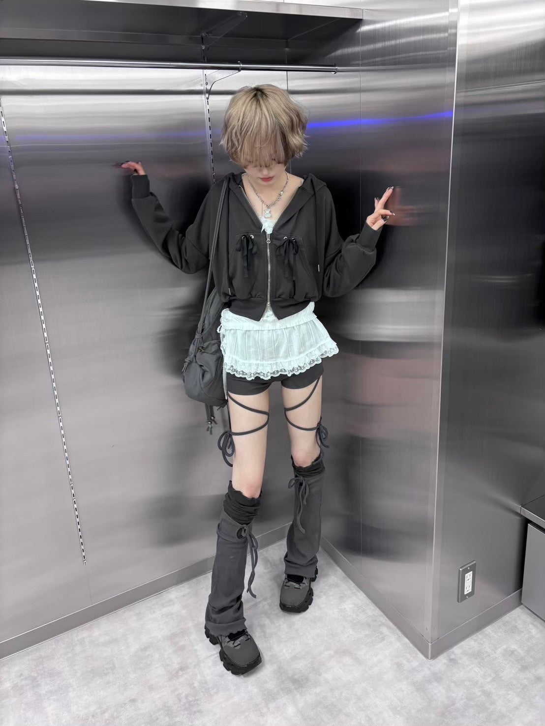 受注制【nmtc +】ribbon crop zip up hoodie (3color)