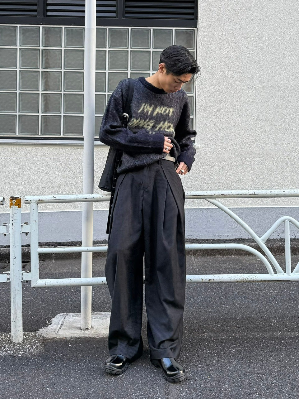 受注制【Chikashitsu +】unisex slogan knit (4color)