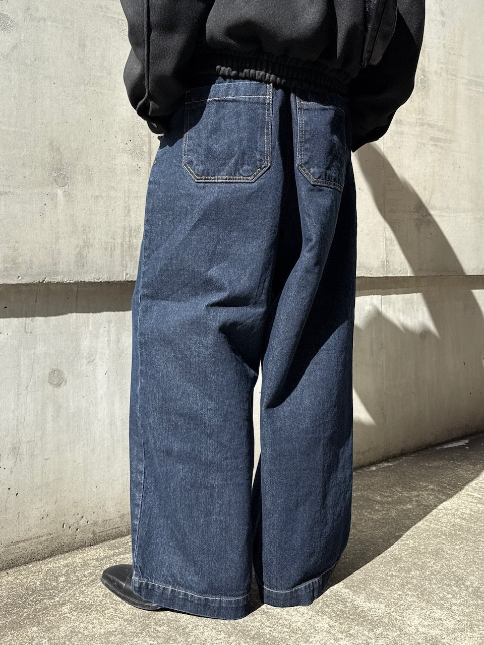 東京店WEB限定受注制【Chikashitsu +】Loose fit one tuck denim pants