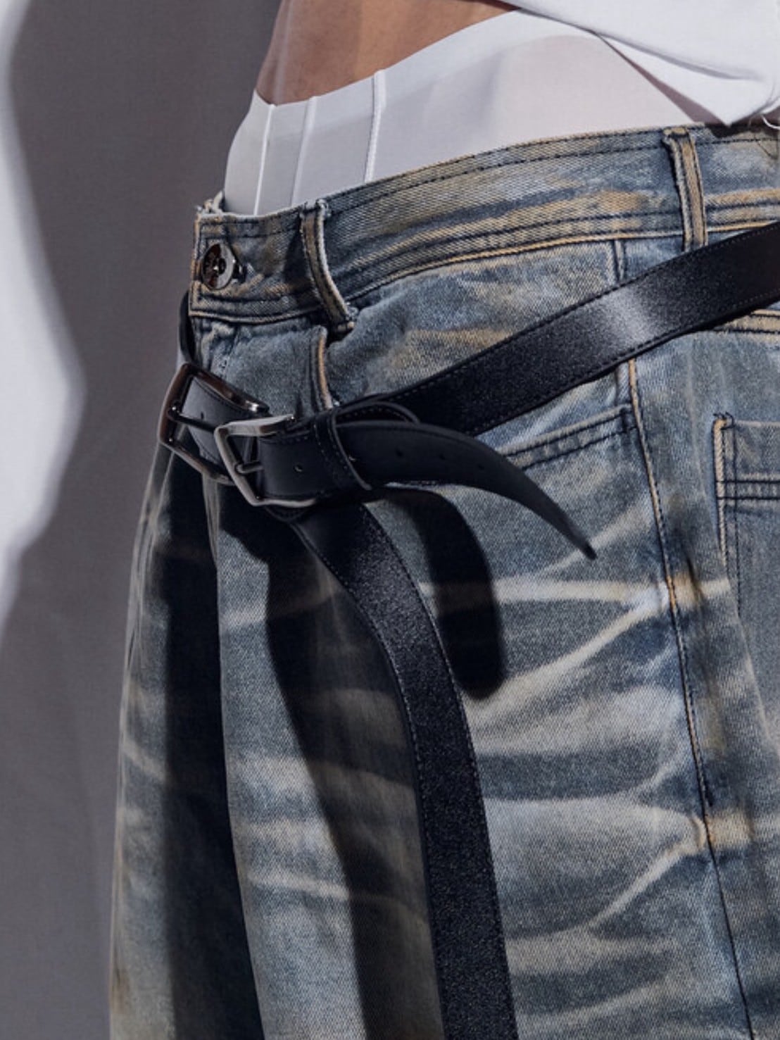 【BLR BLUER】EMBOSSED WAVE WASHING WIDE DENIM PANTS