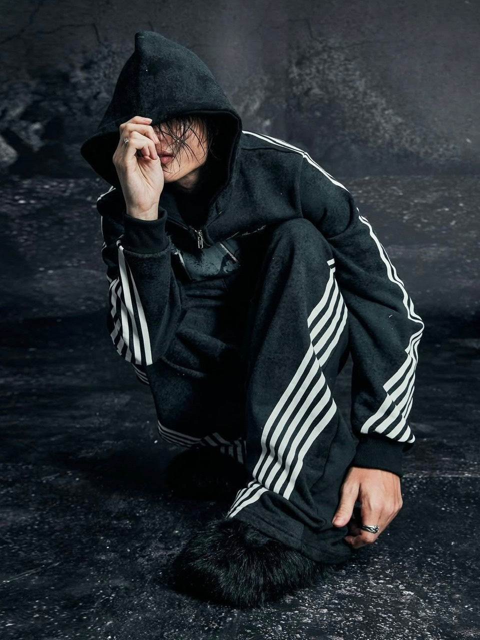 【Cozy world Wide】ROYAL KNIGHT CLUB WAXED - HOODZIP