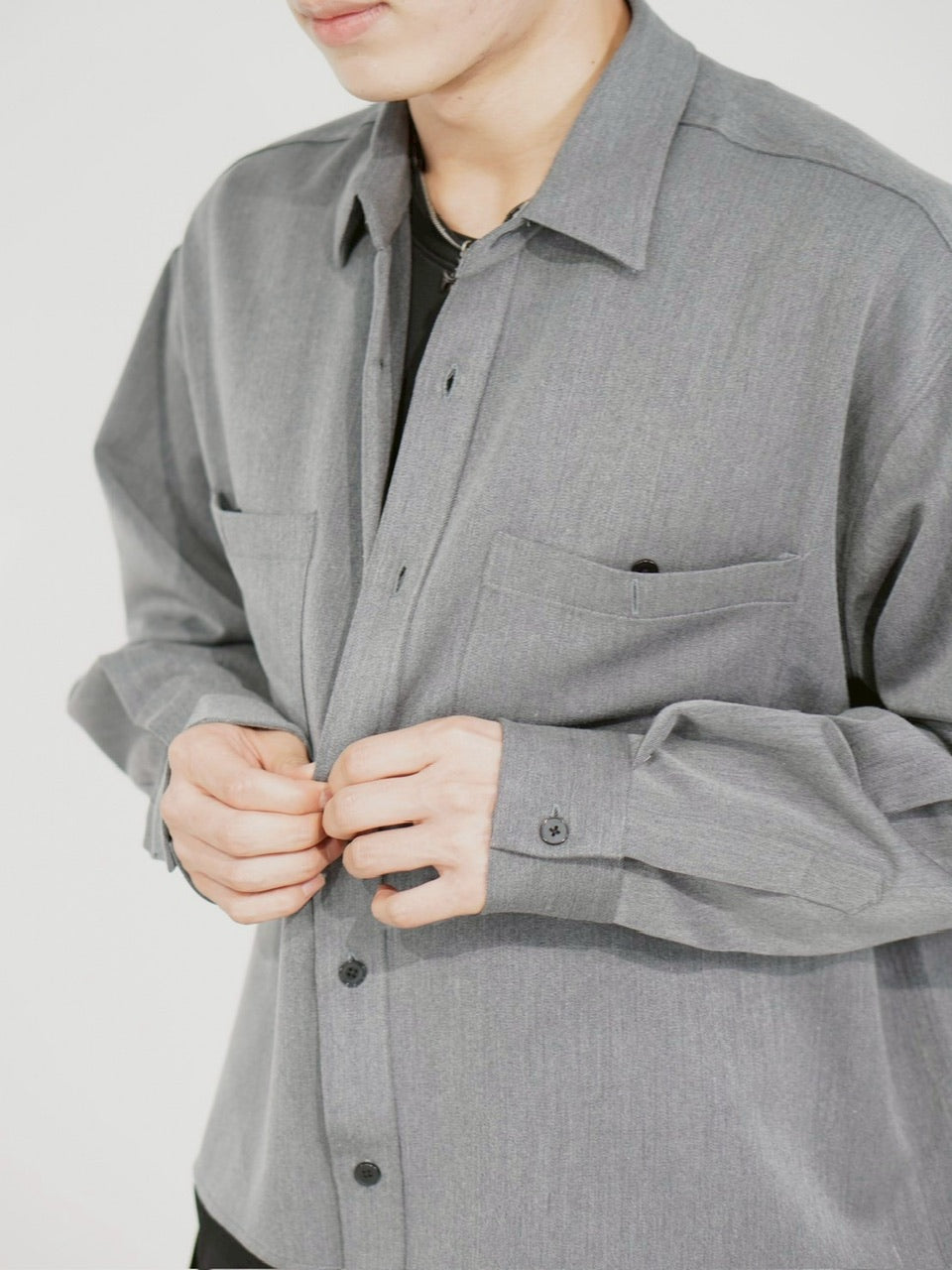 受注制【Chikashitsu +】cropped long sleeve shirt (3color)