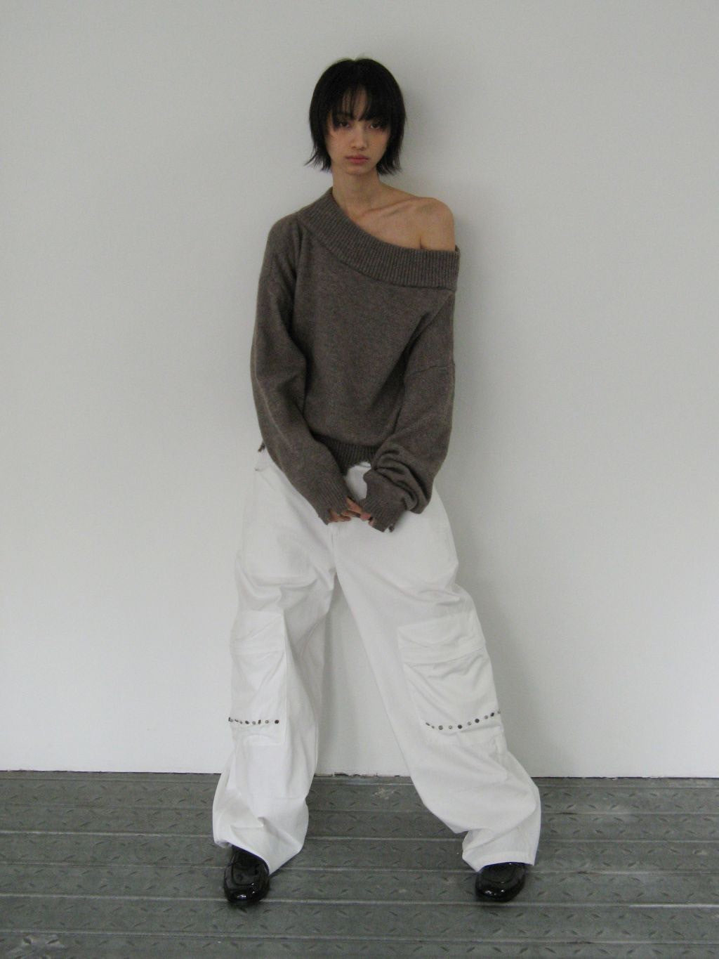 【ROCK CAKE】Off Shoulder Damaged Knit