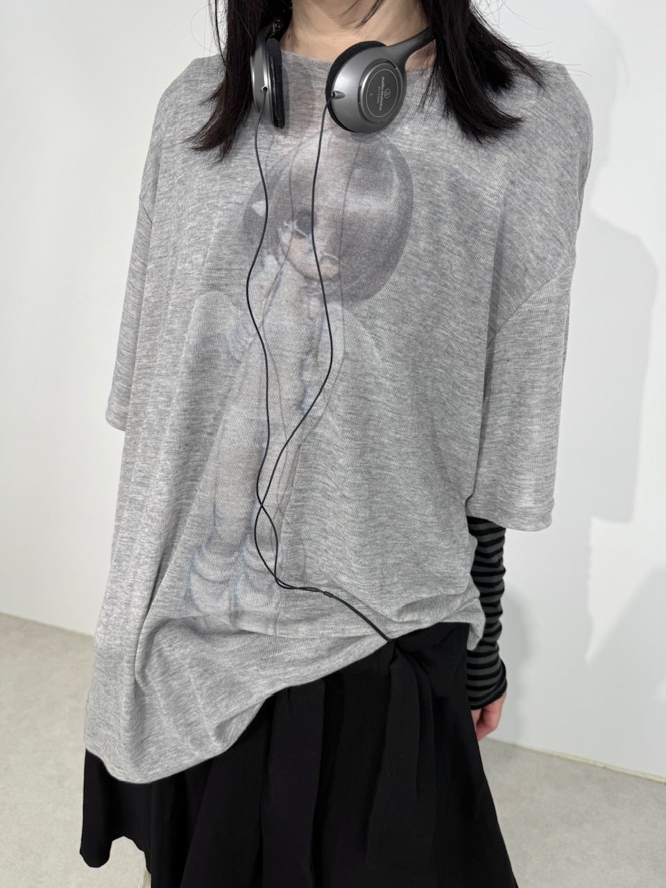 国際配送【Nerd out XU】Girl is angel see-through tee (2color)