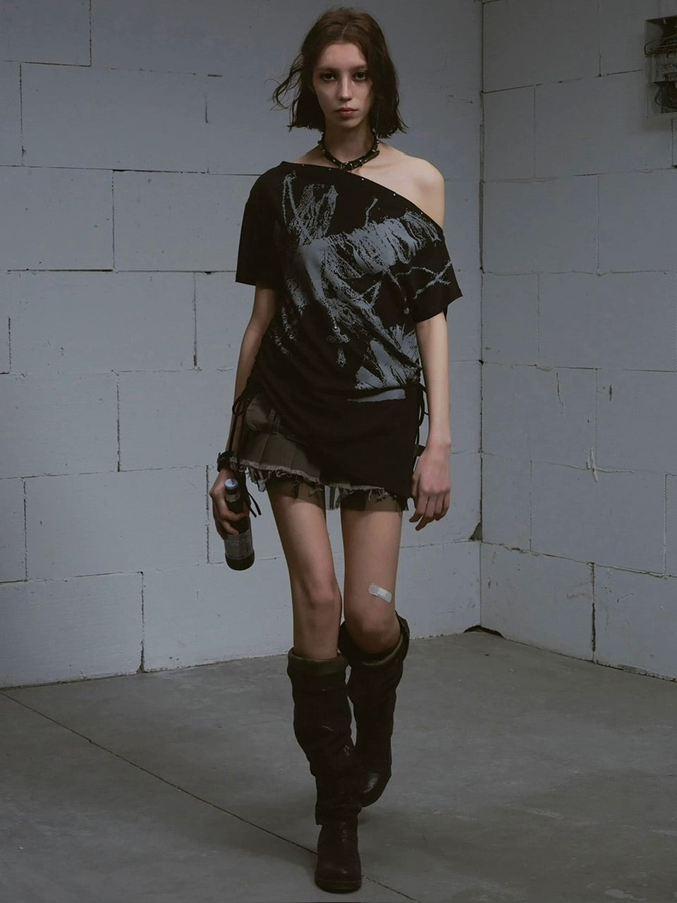 【Cest Nous】Off-shoulder ruched T-shirt / 【セヌー】オフショルダー半袖Tシャツ