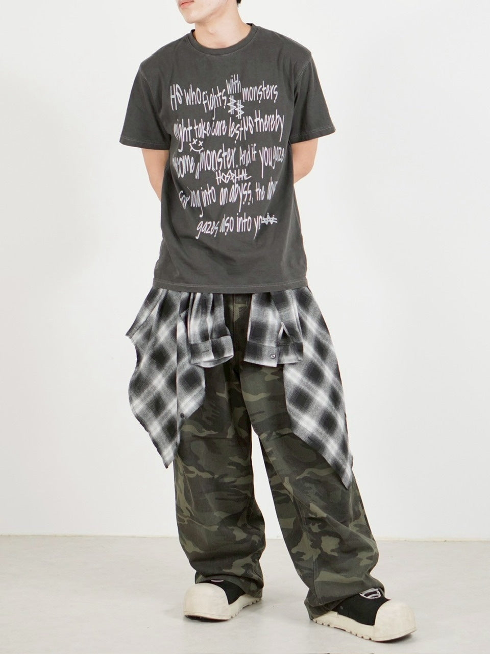 受注制【Chikashitsu +】messaging lettering t-shirt (3color) / 【チカシツプラス】メッセージレタリングプリント半袖Tシャツ