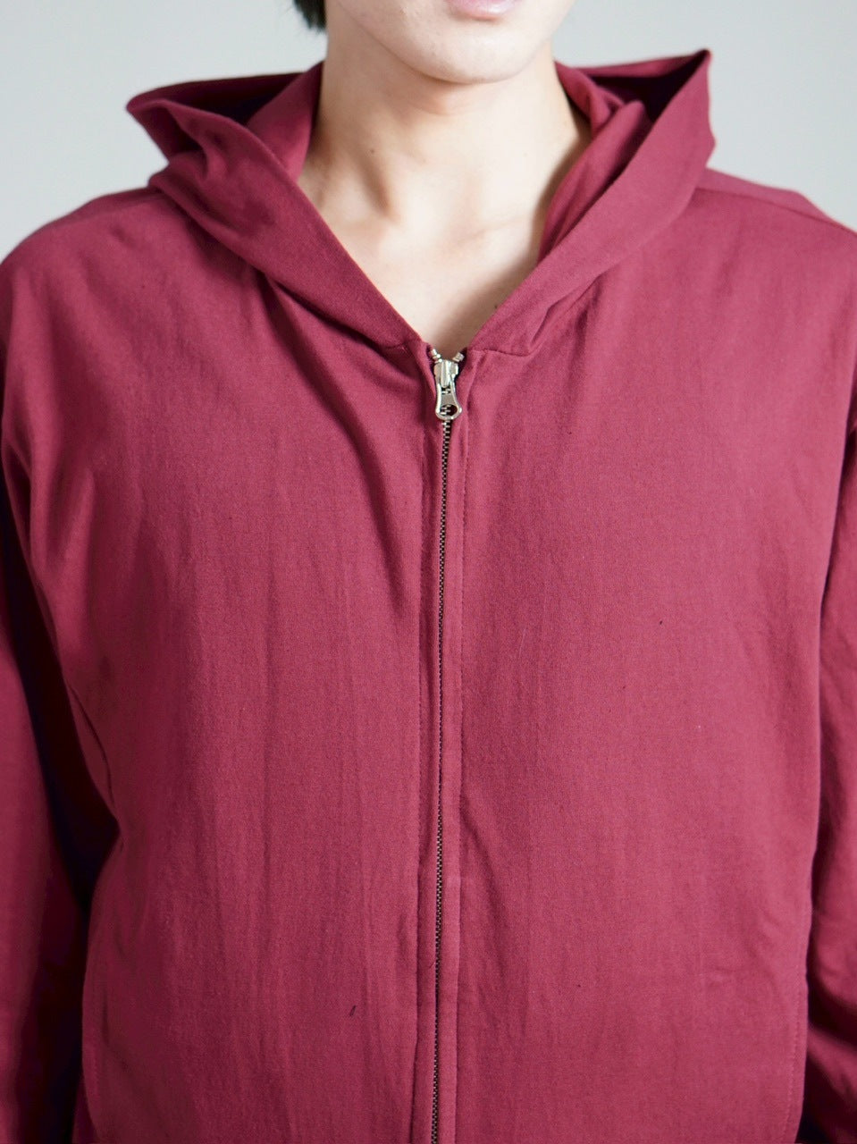 受注制【Chikashitsu +】light touch cropped hoodie / 【チカシツプラス】 ライトタッチクロップドパーカー (3color)