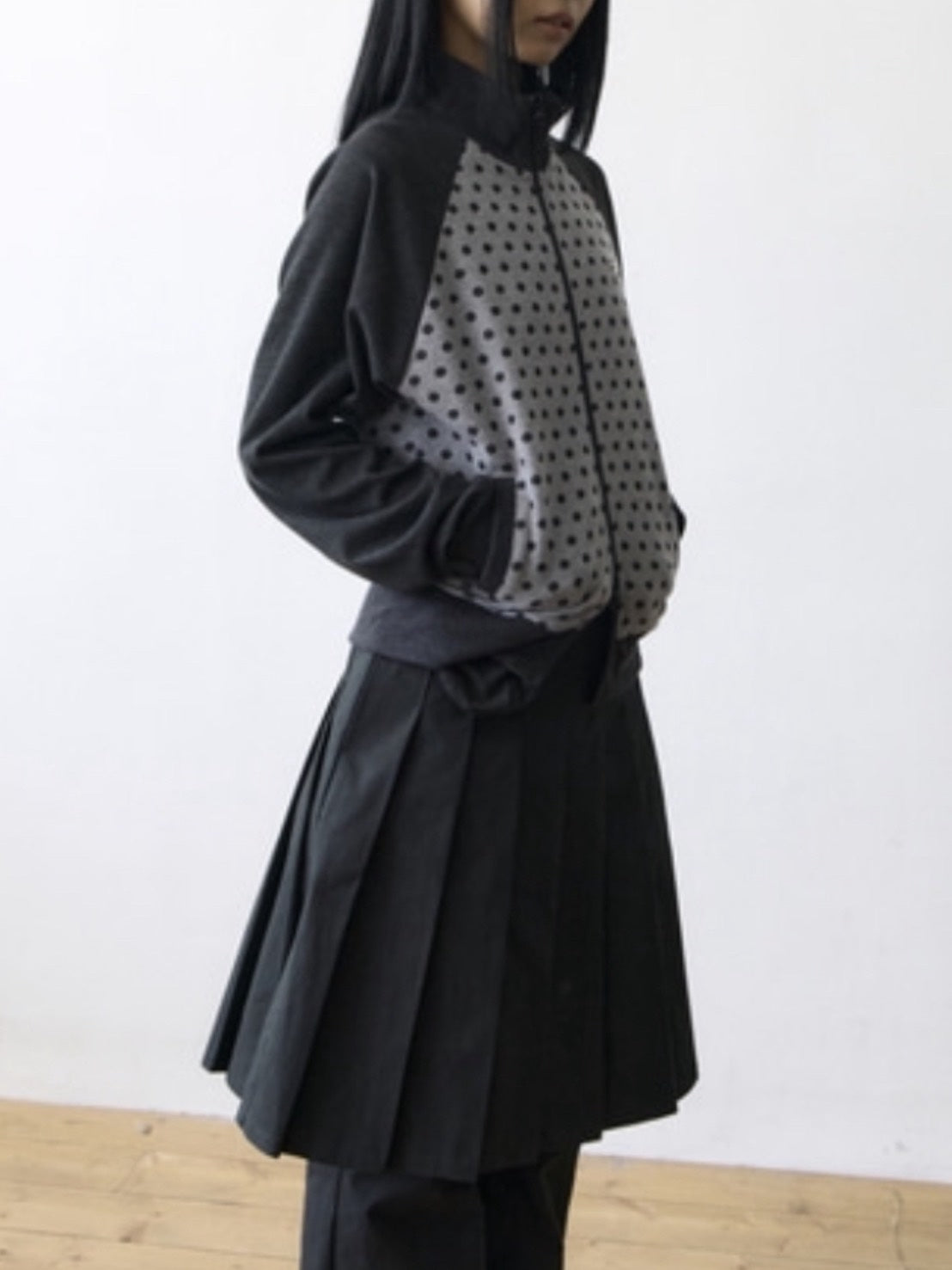 【THECOLDESTMOMENT】TCM dot raglan zip-up