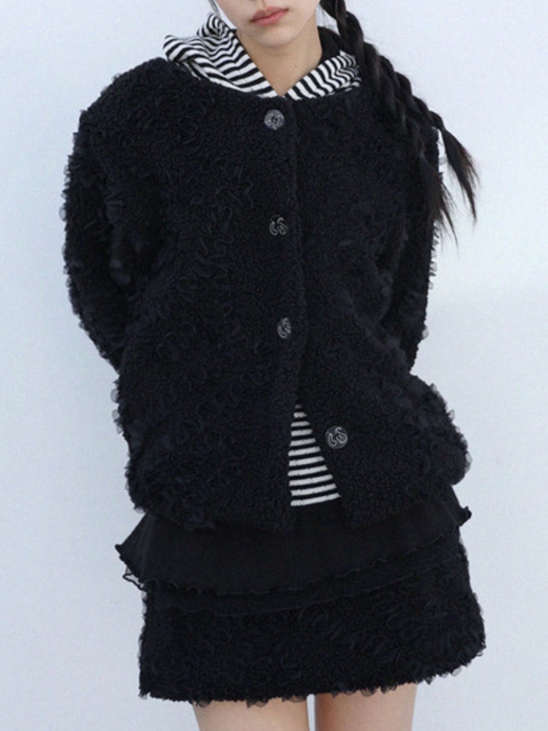 12/21 20:00 発売【Uglyshadow】RUFFLED FUR JACKET