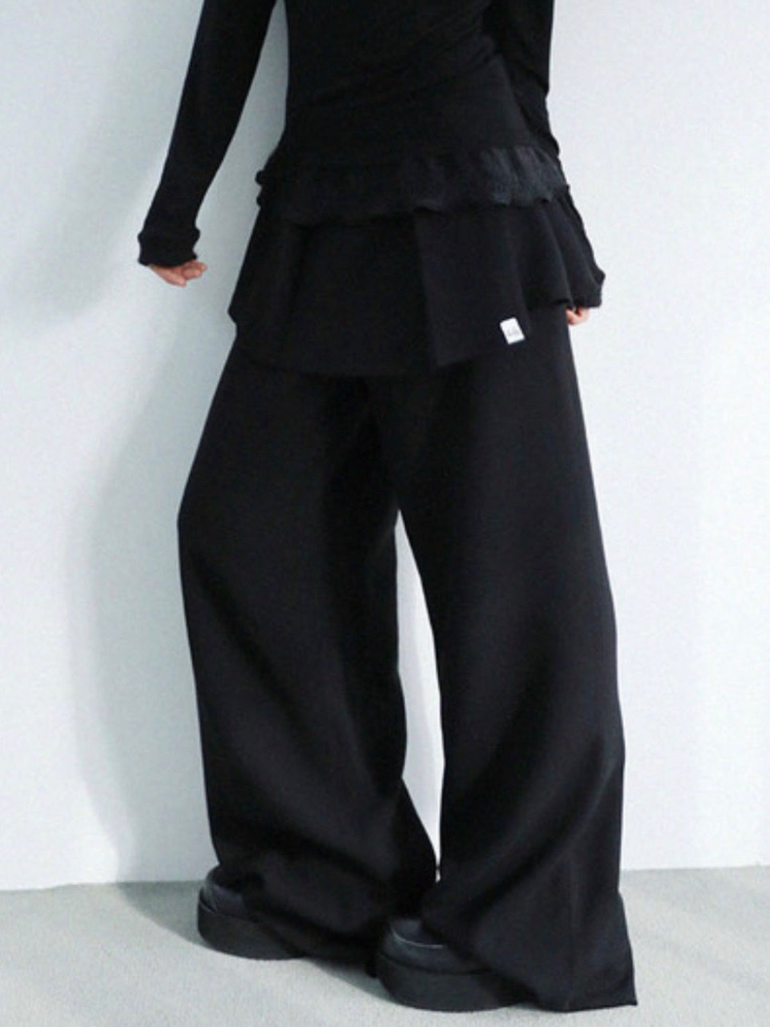 12/21 20:00 発売【Uglyshadow】TULIP LONG SKIRT PANTS