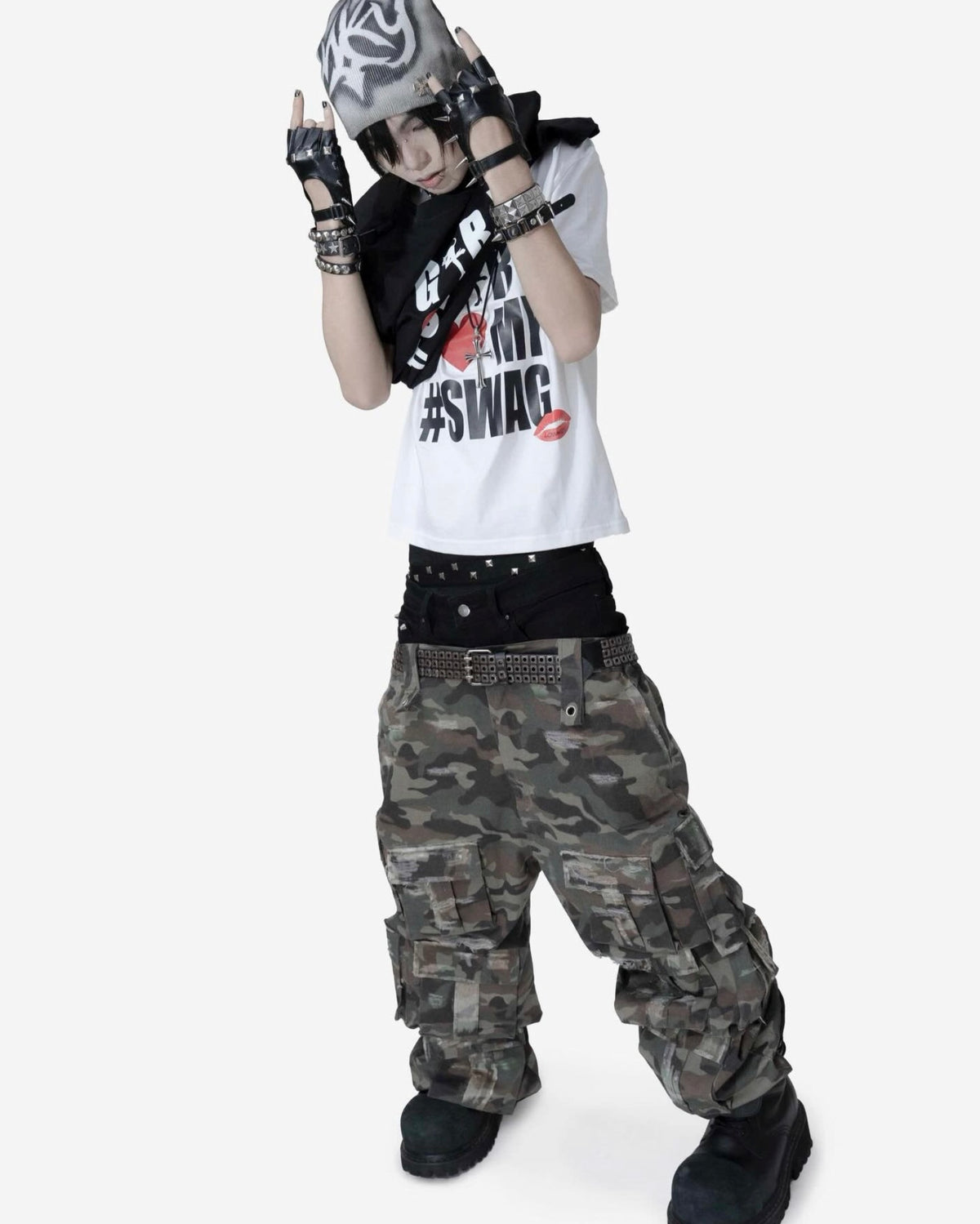 【LOWKEY CLUB】GIRL MY SWAG TEE