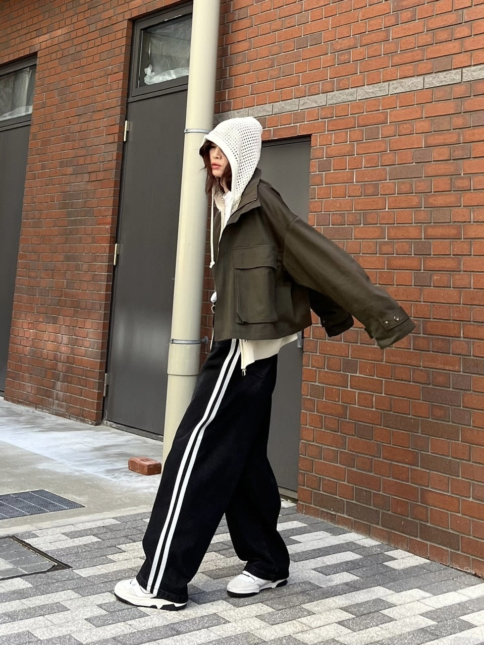 受注制【Chikashitsu +】oversized side line denim pants (2color)