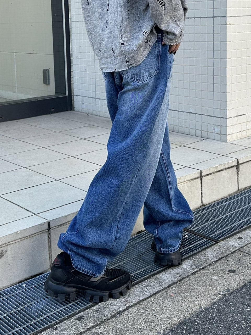 大阪店WEB限定受注制【Chikashitsu +】washing wide denim pants (2color)
