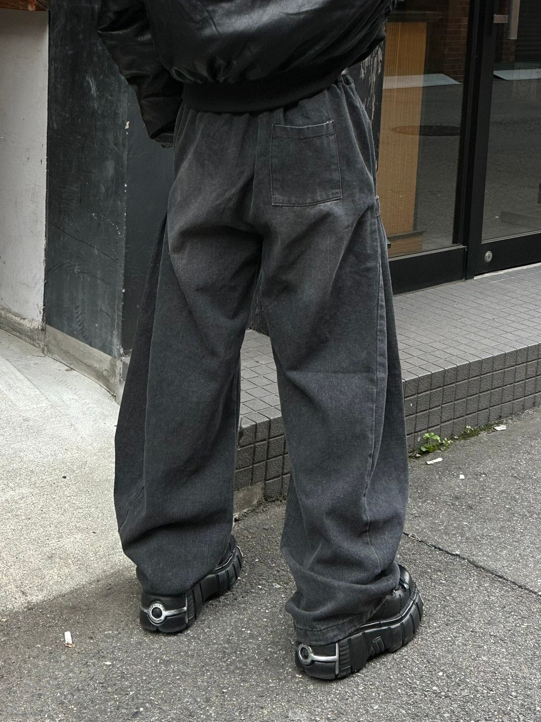 受注制【Chikashitsu +】side snap balloon denim pants (2color