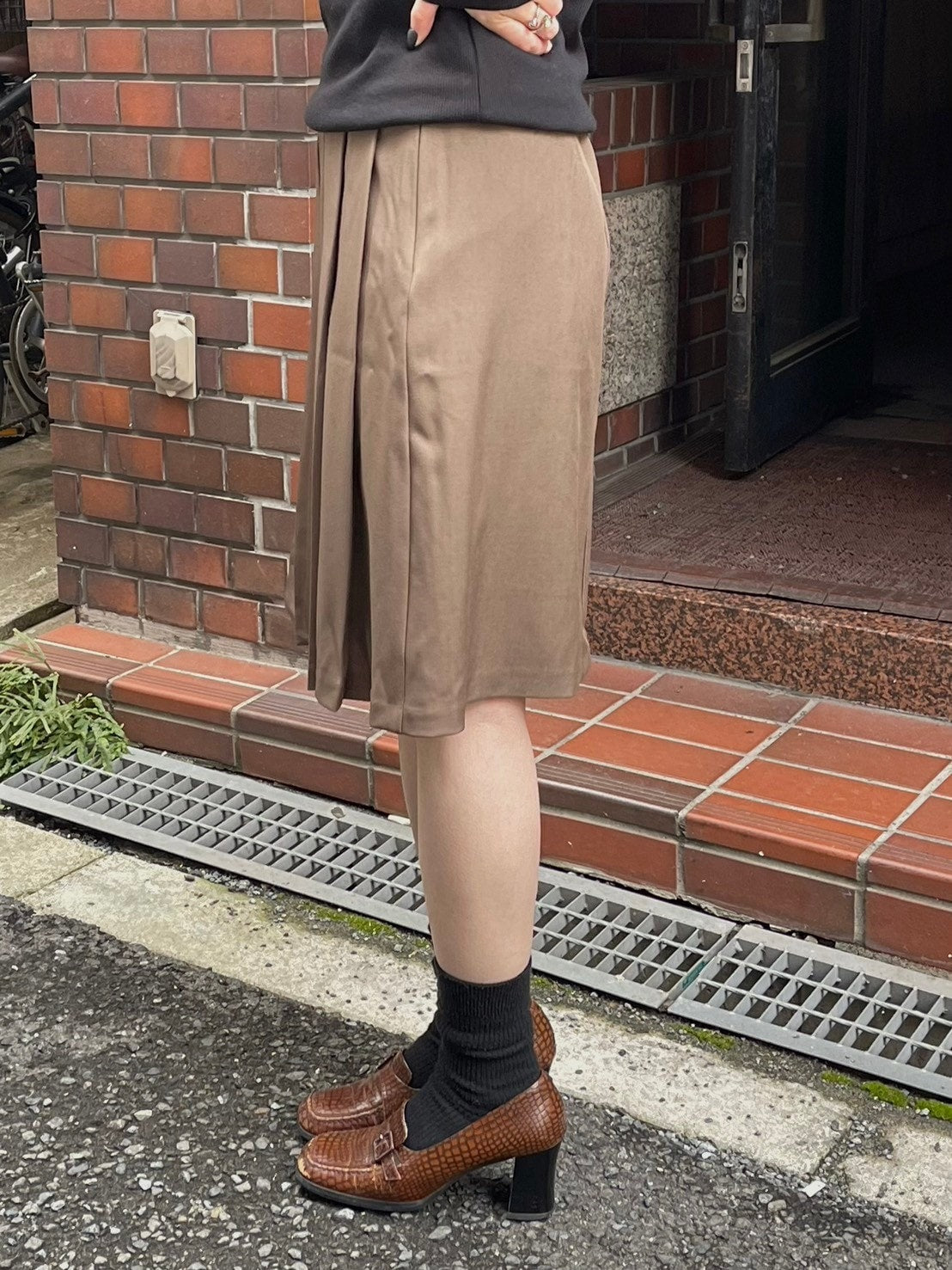 受注制【Chikashitsu +】pleats midi skirt (3color)