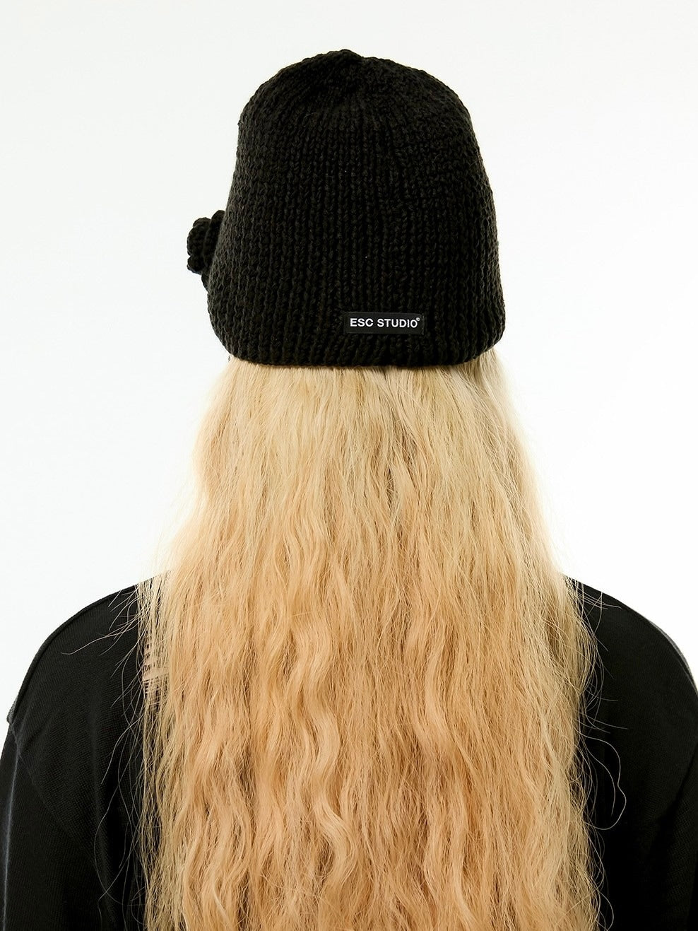 【ESC STUDIO】rose beanie made by mom and aunt