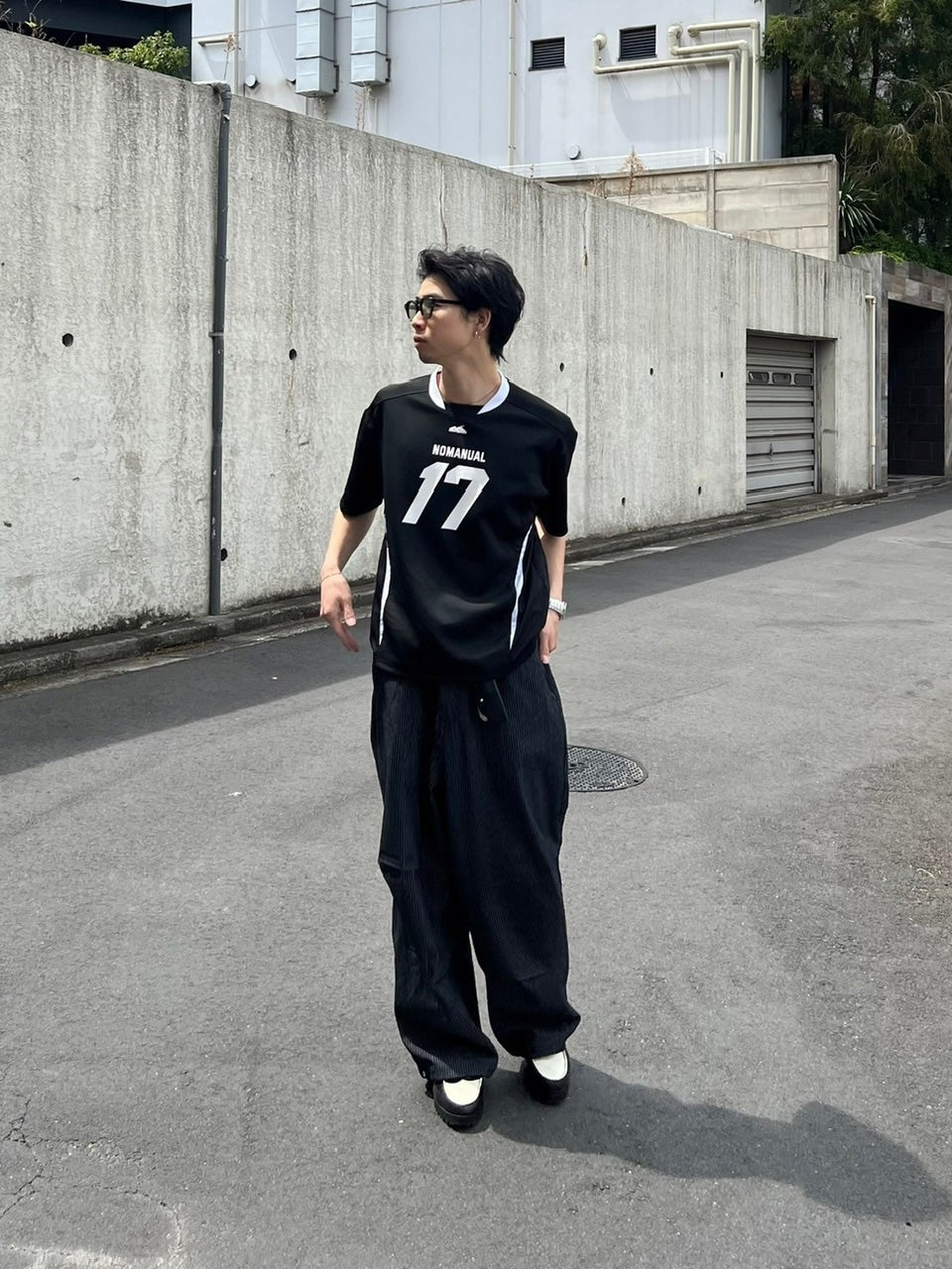 受注制【Chikashitsu +】snap button hickory stripe pants / 【チカシツプラス】スナップボタンヒッコリーストライプデニムパンツ