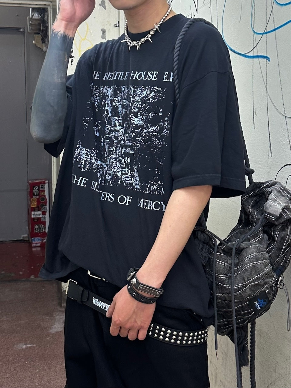 受注制【Never mind the XU】pigment design t-shirts 2 (2color)