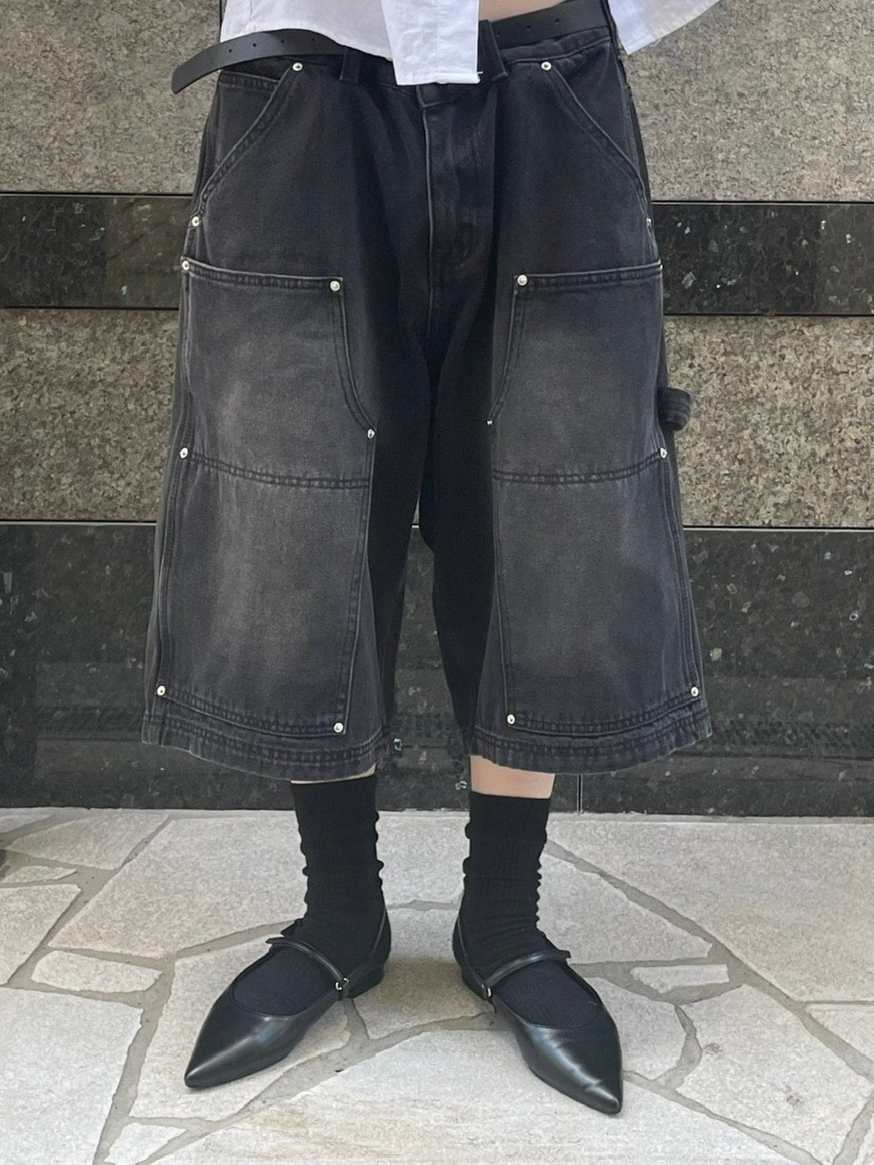 受注制【Chikashitsu +】studs design denim half pants (2color)
