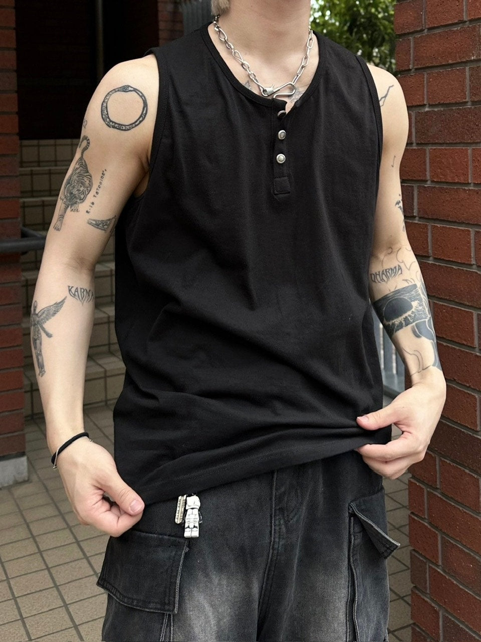 【Chikashitsu +】henry neck sleeveless (3color) / 【チカシツプラス】ヘンリーネックタンクトップ
