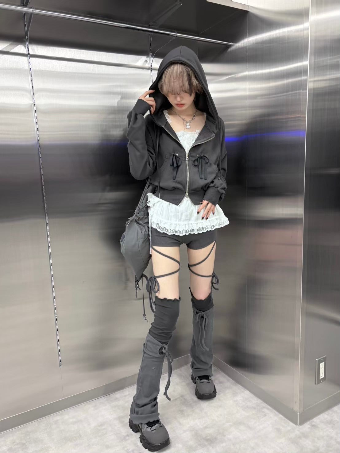 受注制【nmtc +】ribbon crop zip up hoodie (3color)