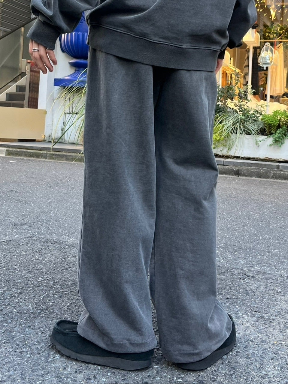 受注制【Chikashitsu +】stitch design sweat pants (3color)