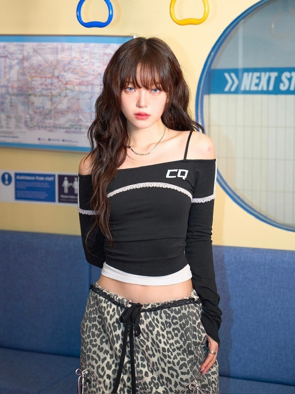 【CHERRYQUIRI】lace layered off shoulder sleeve