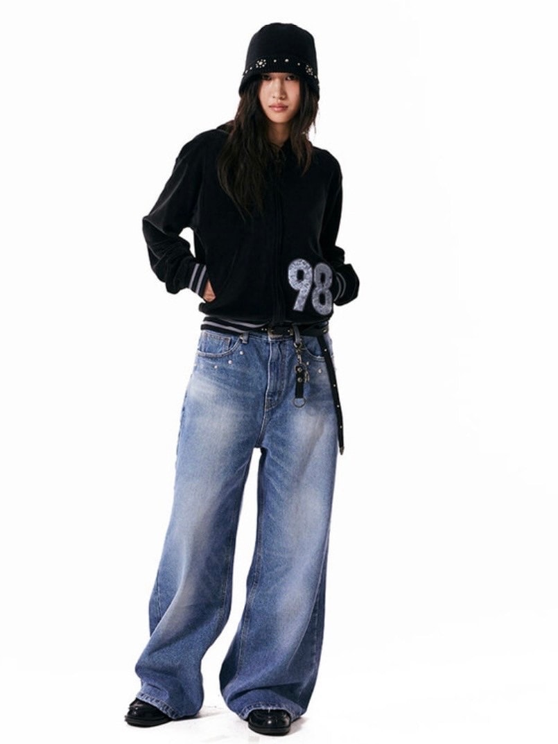 【AAKAM】98 Patch Velour Zip-Up Hoodie