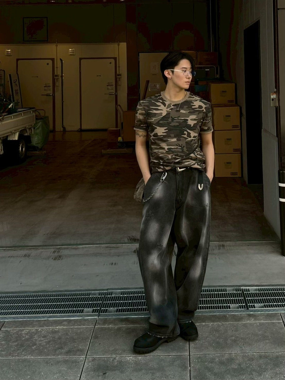 【Chikashitsu +】point wash balloon denim pants (2color) / 【チカシツプラス】ポイントウォッシングバルーンデニムパンツ