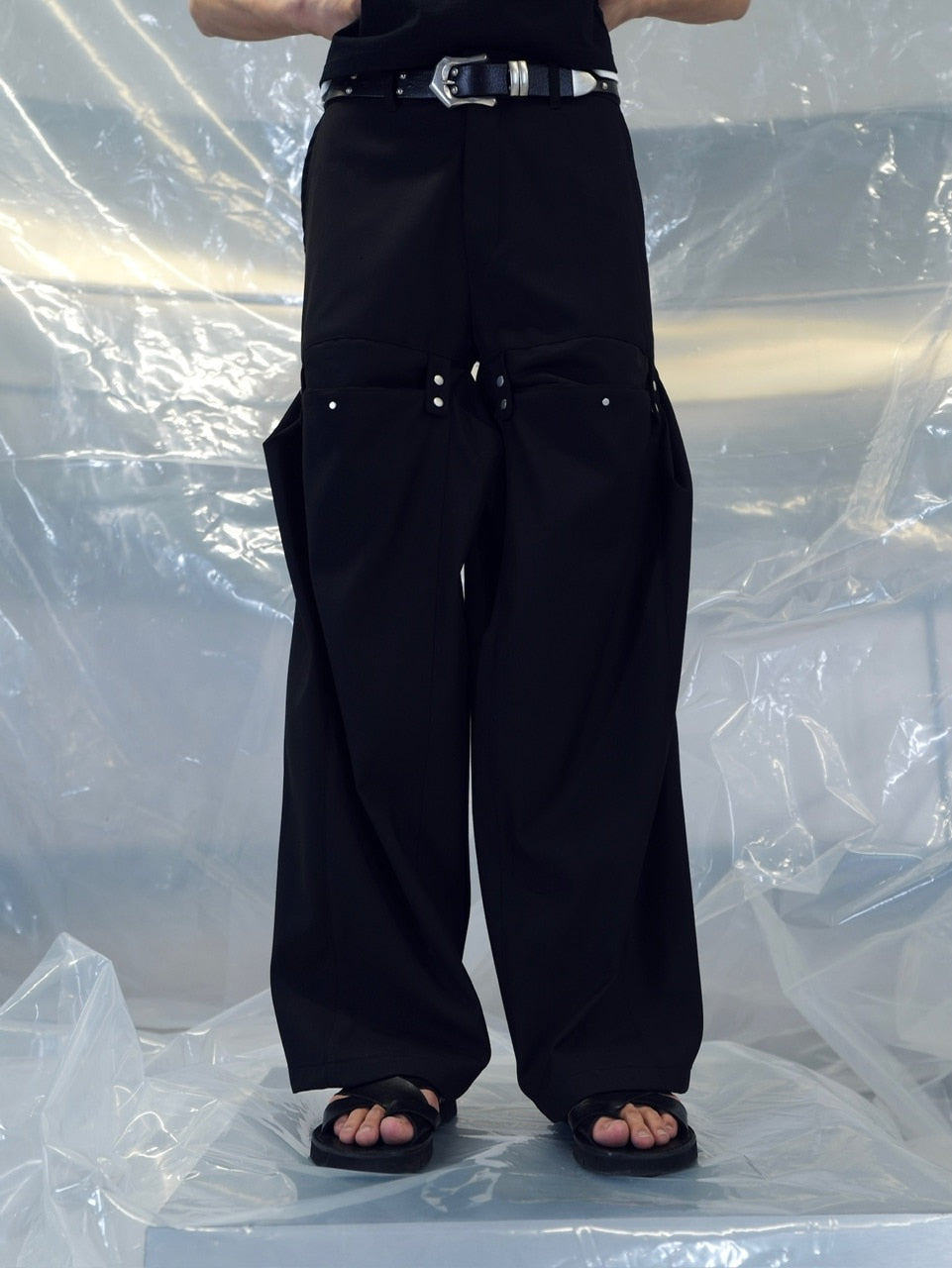 【CS】FLOW FIT DRAPE SLACKS(BLACK)