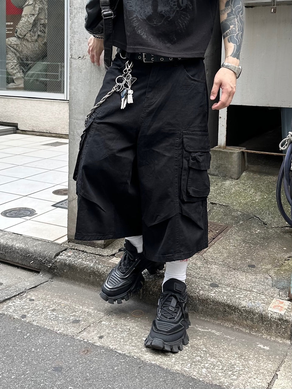 大阪店WEB限定受注制【Chikashitsu +】cotton cargo bermuda pants (2color)