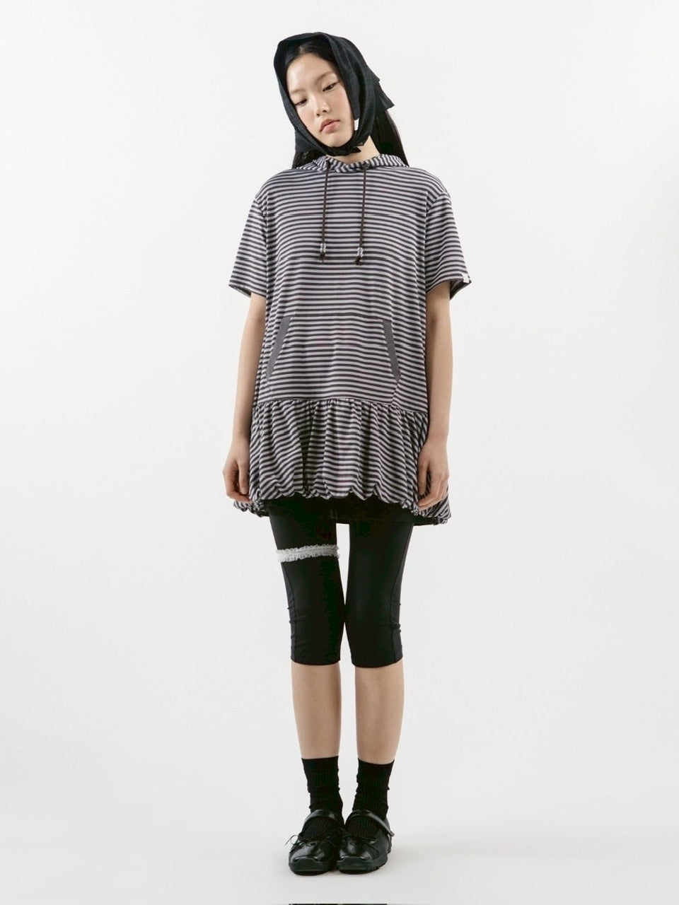 【TUOMIO】STRIPE BALLOON HOOD DRESS / 【トゥオミオ】ストライプバルーンフードワンピース