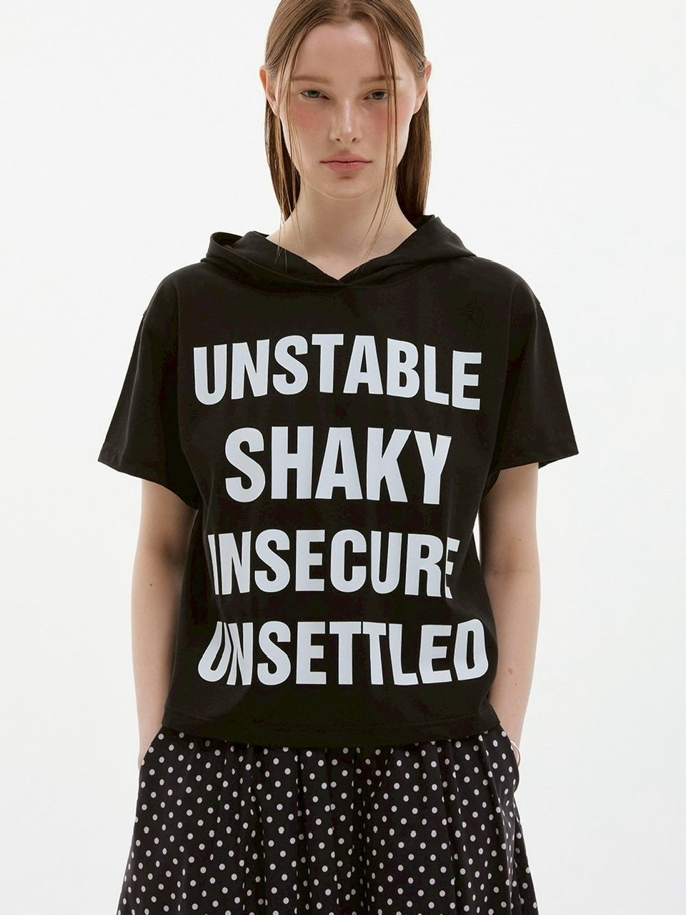 【ESC STUDIO】quadruple shaky hoodie / 【イーエスシーステュディオ】クアドルプルシャイキーロゴフード付き半袖Tシャツ