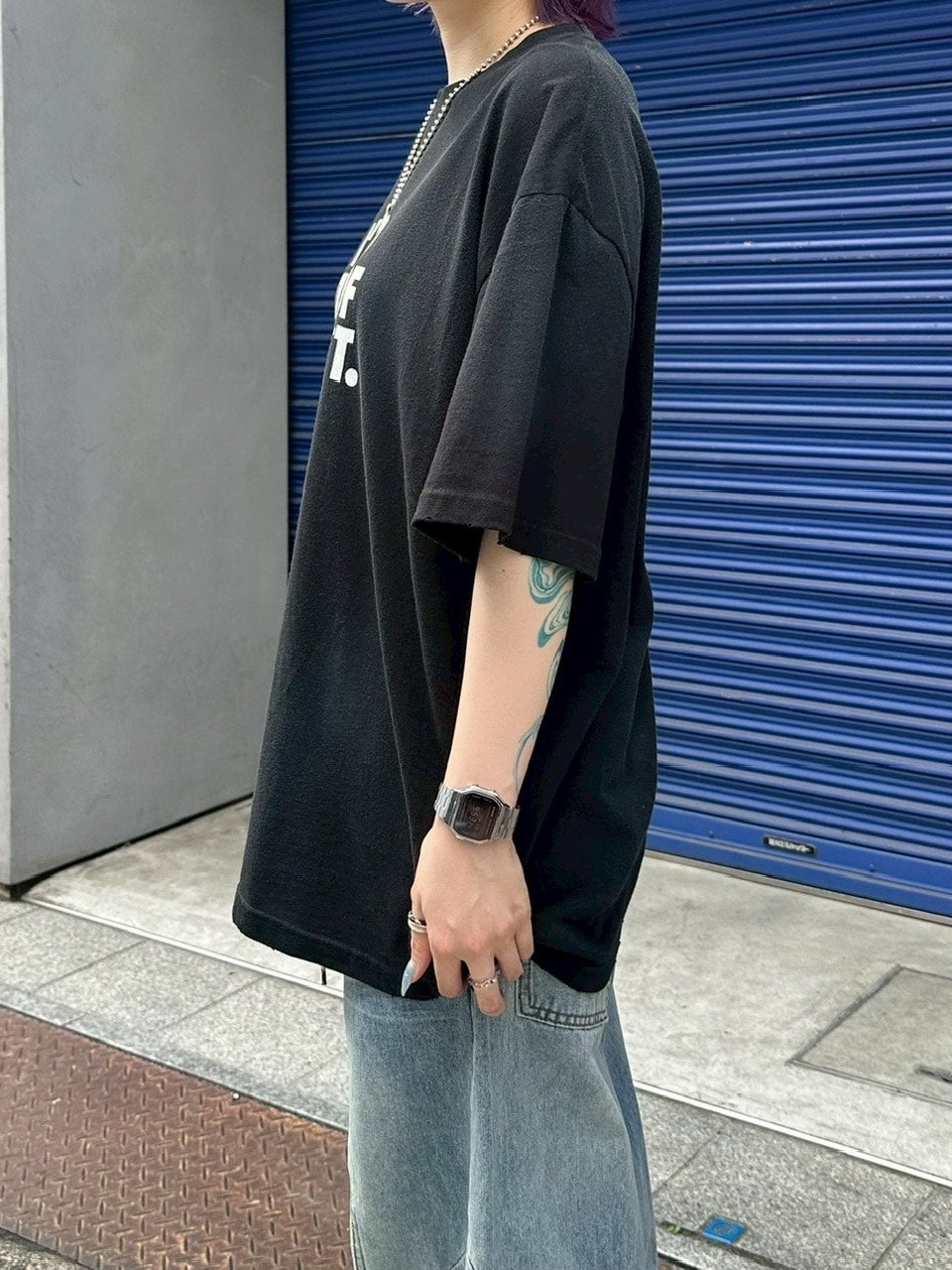 受注制【Chikashitsu +】dirty wash logo half sleeve t-shirt / 【チカシツプラス】ダーティウォッシュロゴ半袖Tシャツ (2color)