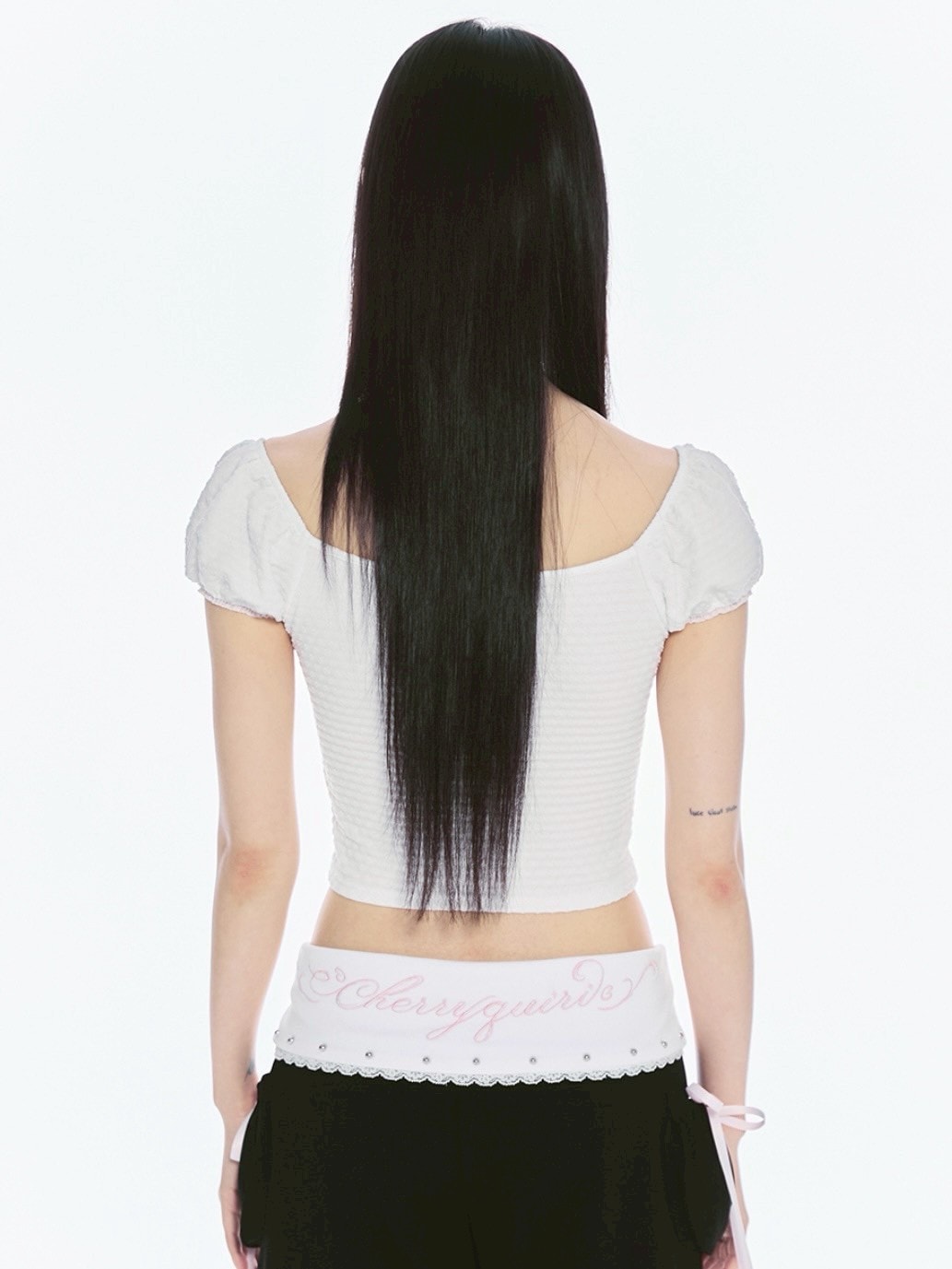 【CHERRYQUIRI】floral lace puff tee