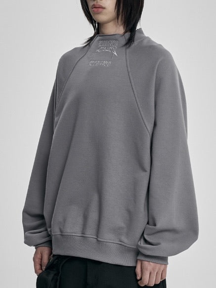 【AJOBYAJO】Raglan High Neck Arch Logo Sweatshirt / 【アジョバイアジョ】ラグランハイネックアーチロゴスウェットシャツ