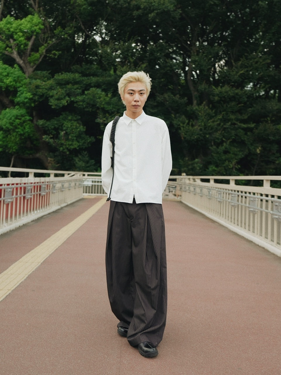 【CS】stripe cross tuck drape slacks (brown)