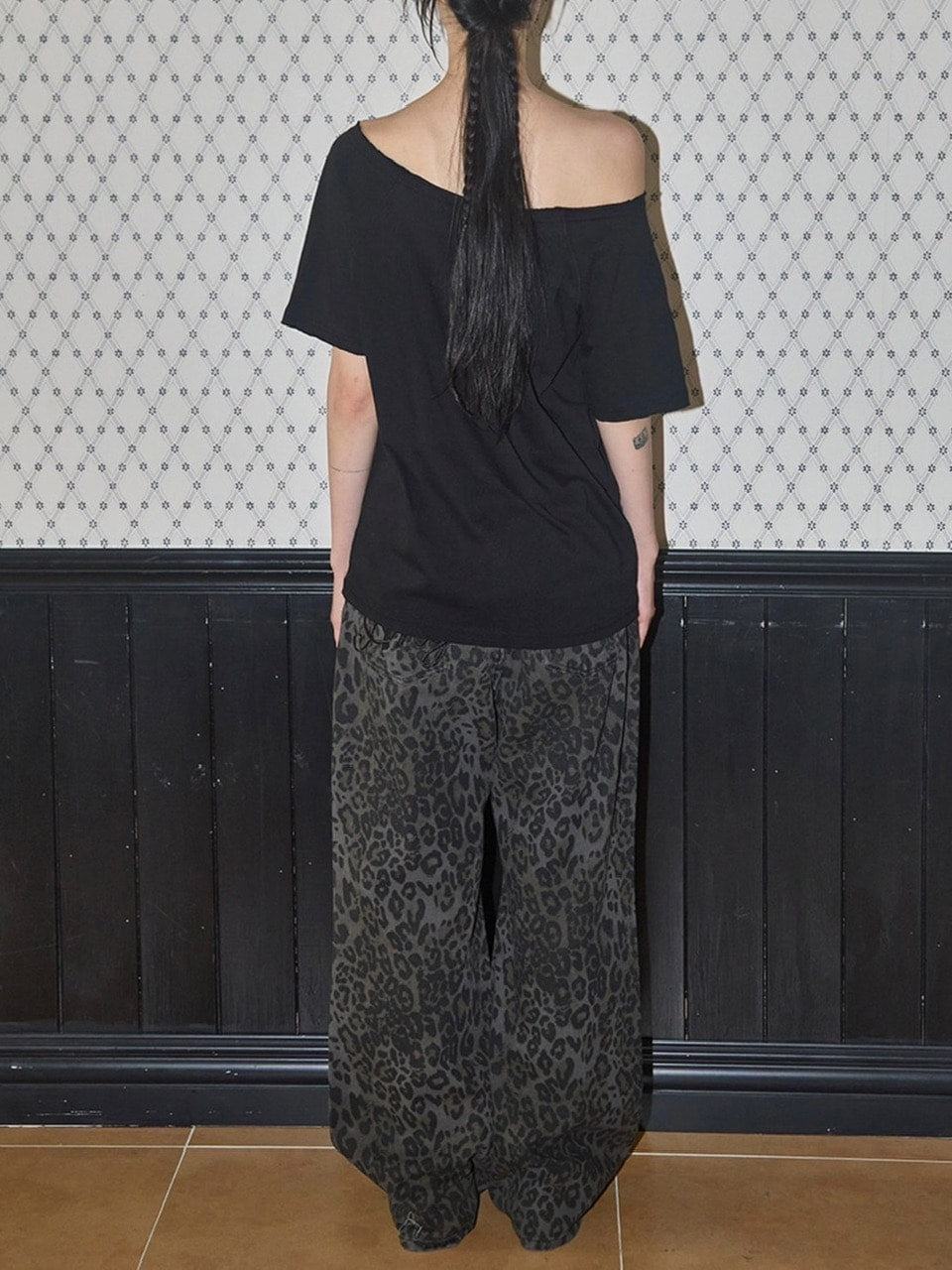 【FANCY CLUB】DIVINE CROSS ONE-SHOULDER TEE / 【ファンシークラブ】クロスワンショルダー半袖Tシャツ