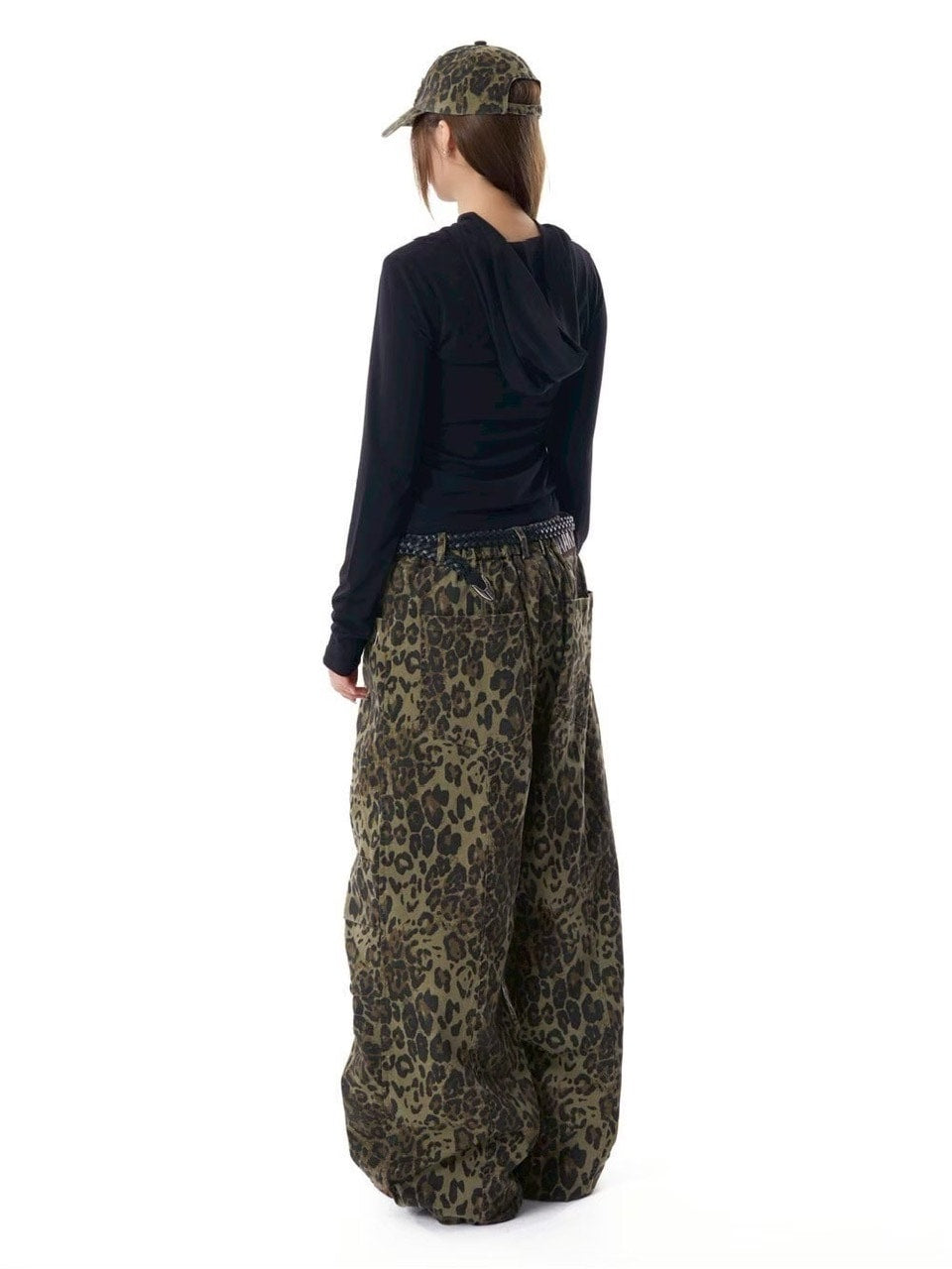 【AAKAM】Studded CROS2 Hooded Long Sleeve