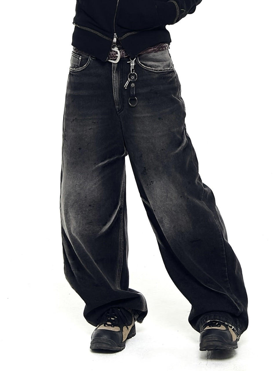 【AAKAM】Paint Washed Denim Pants