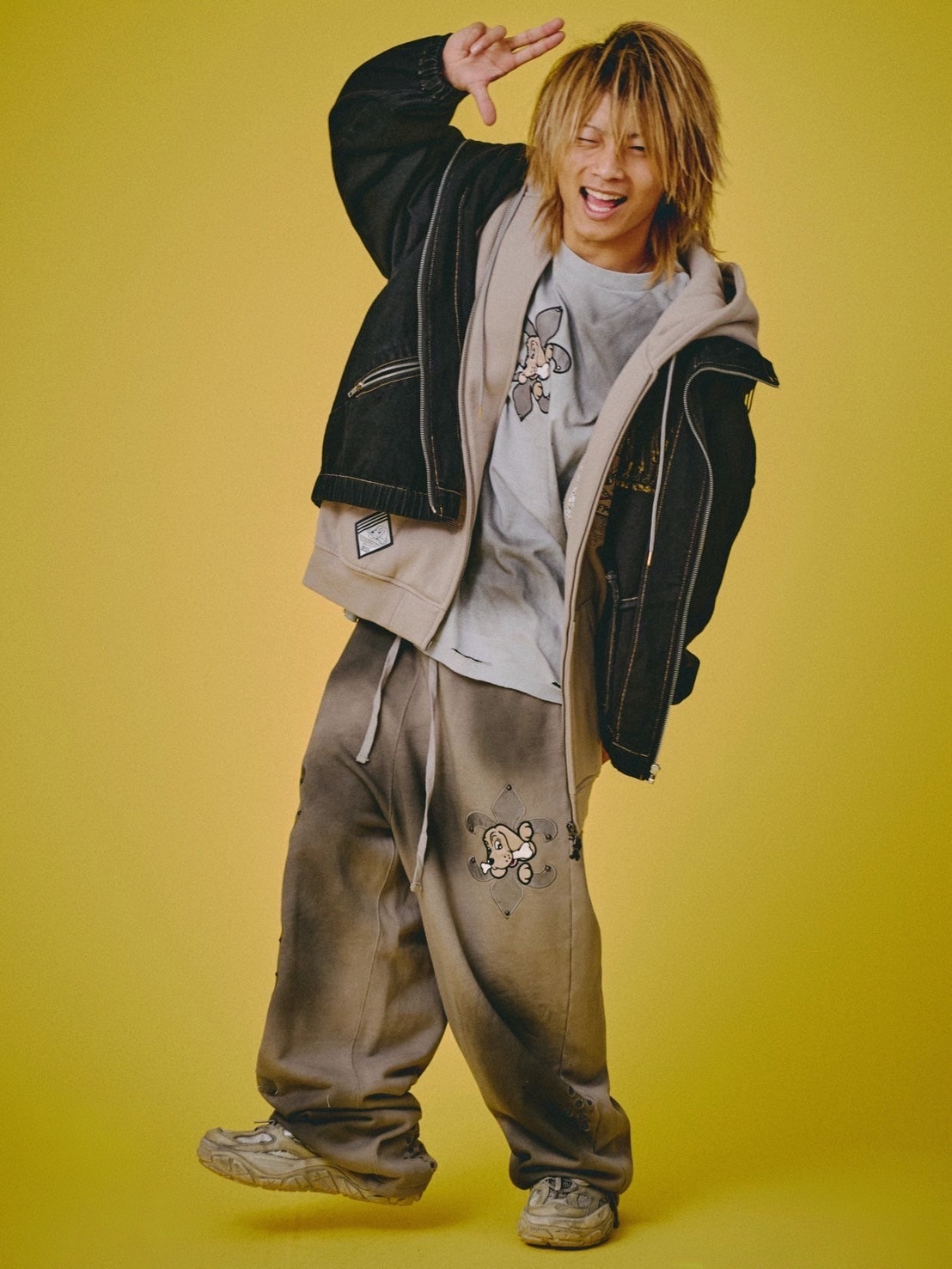 【GALFY】ぼろぼろロゴ百合の紋スウェットパンツ