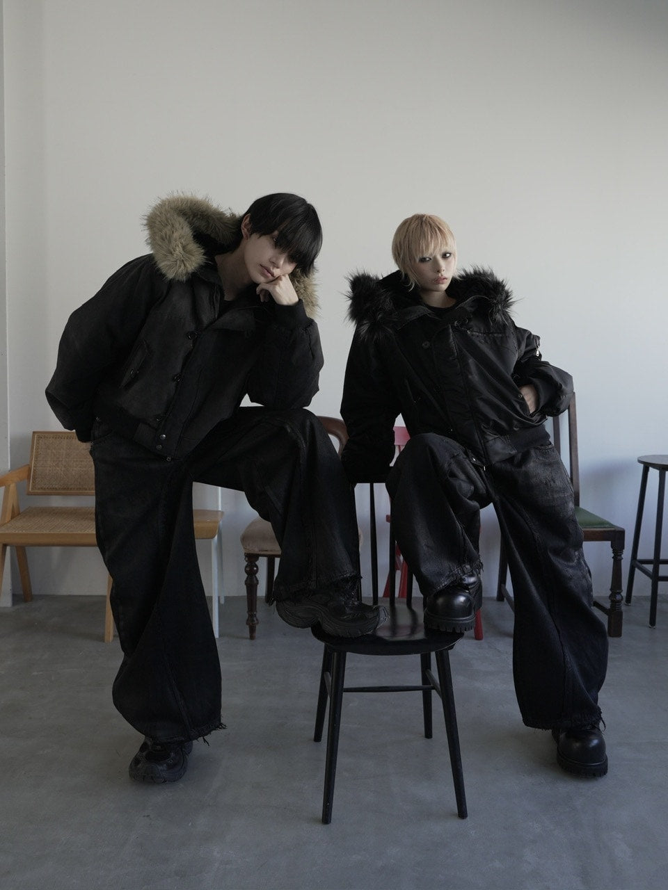 【CHIKASHITSU PLUS HIGH】N-2B cropped hood blouson (denim)