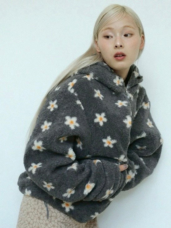 12/21 20:00 発売【Uglyshadow】FLOWER FUR JUMPER
