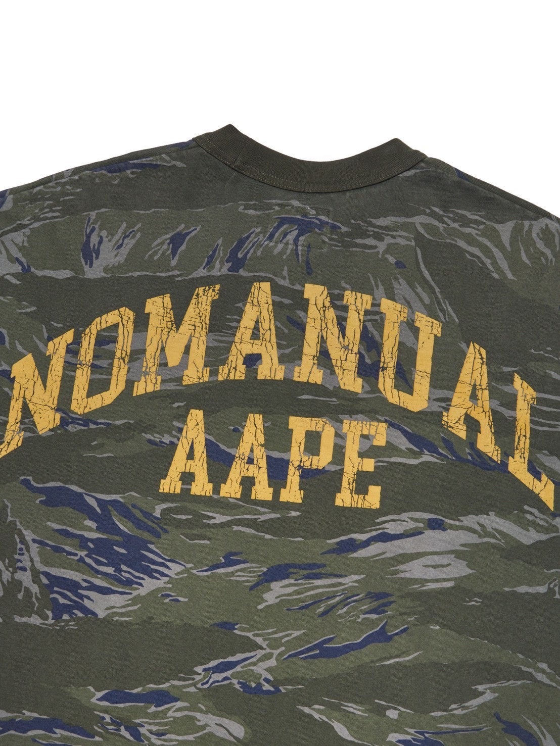 【AAPE X NOMANUAL】AAPE X NOMANUAL LONG SLEEVE TEE